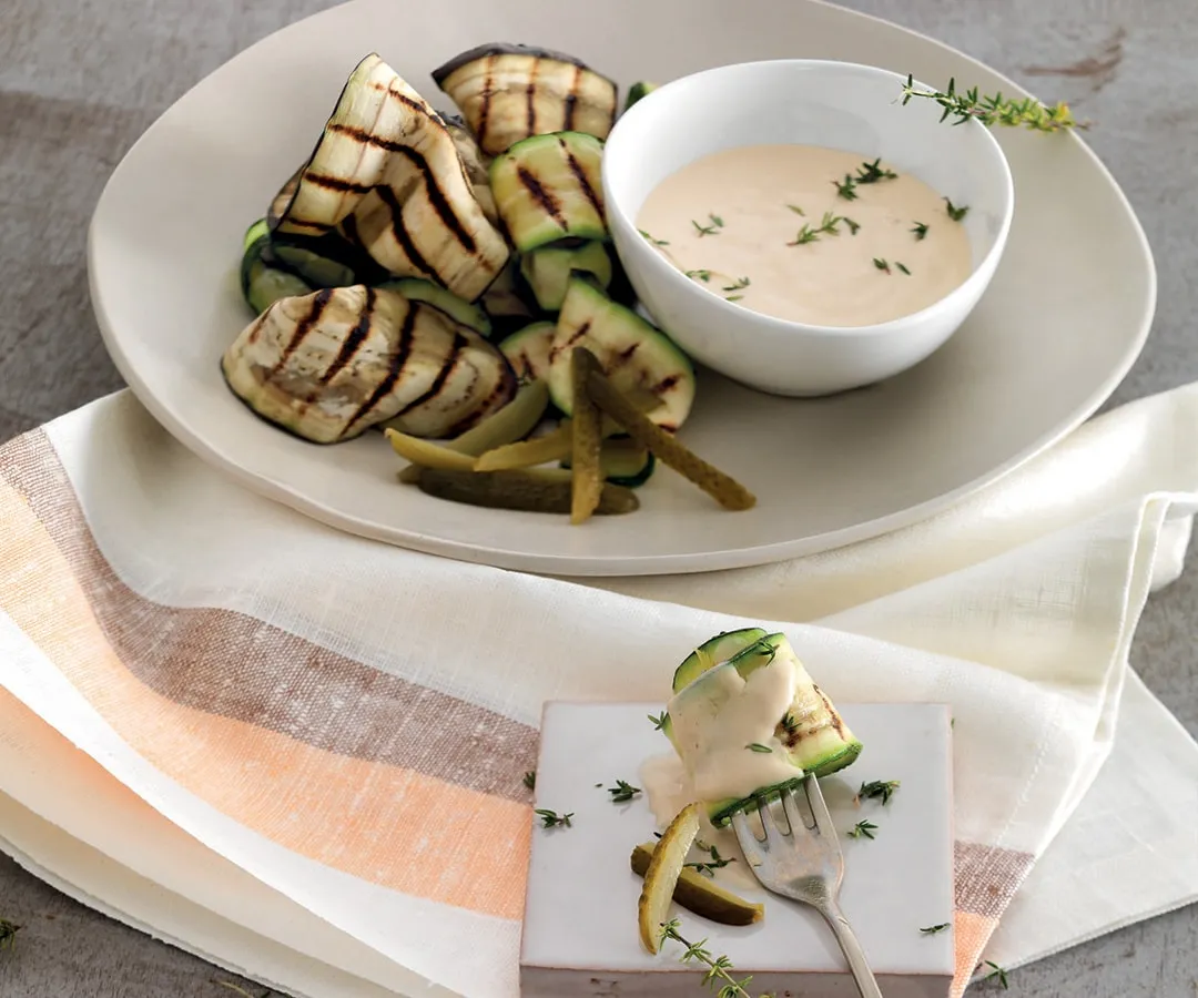 Zucchine e melanzane in salsa tonnata