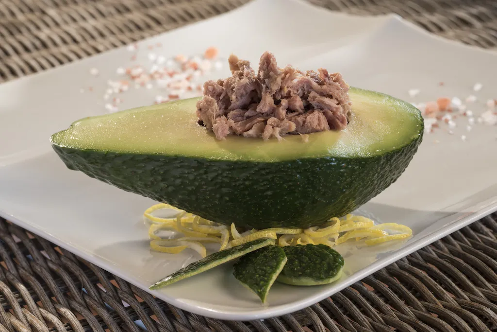 Insalata di tonno e avocado